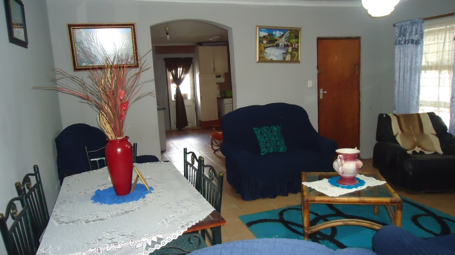 4 Bedroom Property for Sale in Broadlands Park Western Cape